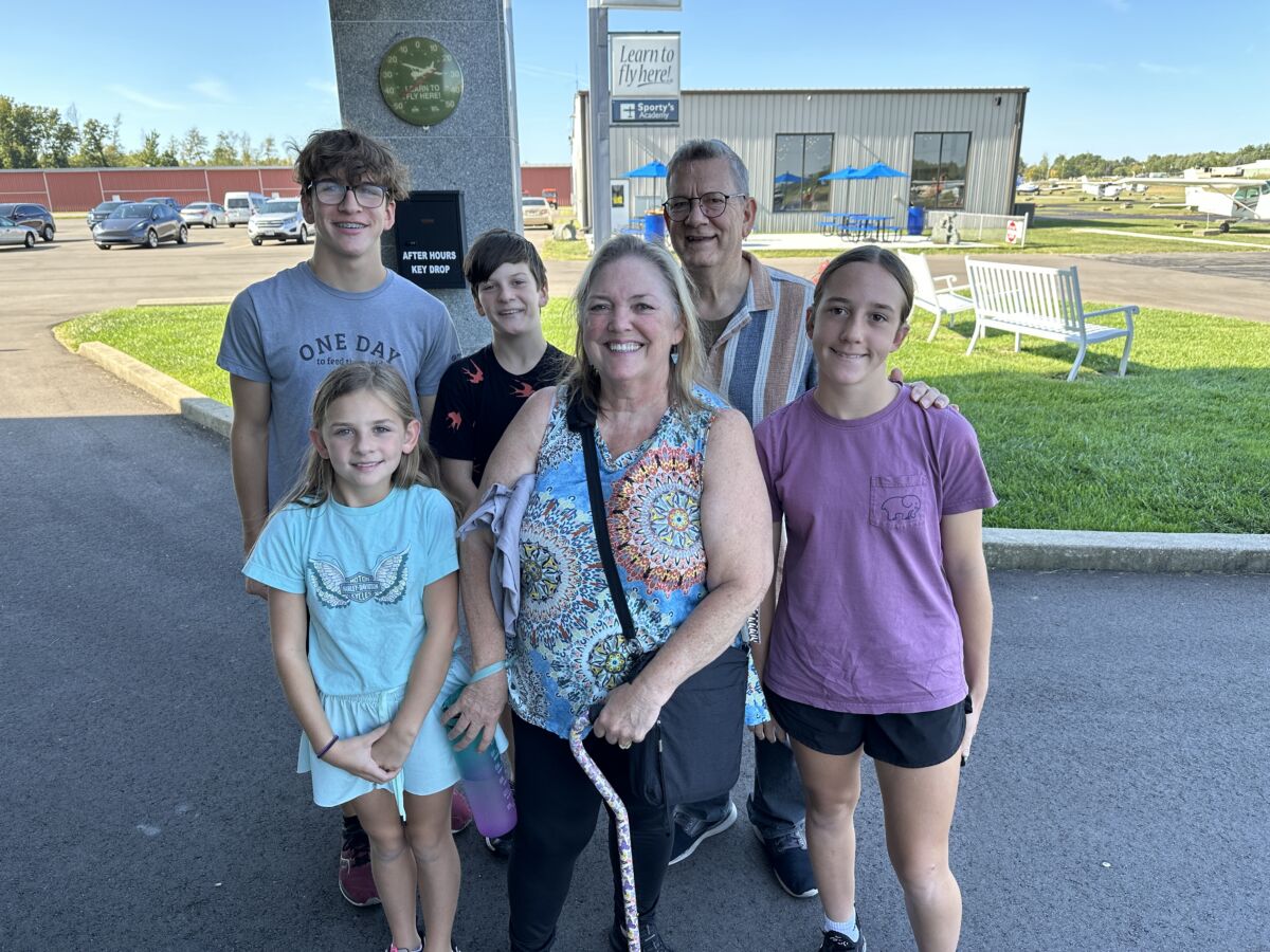 Flying with Young Eagles – Messymom